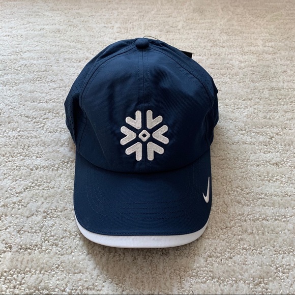 NWT Nike Navy Blue Snowflake Golf Perforated Cap